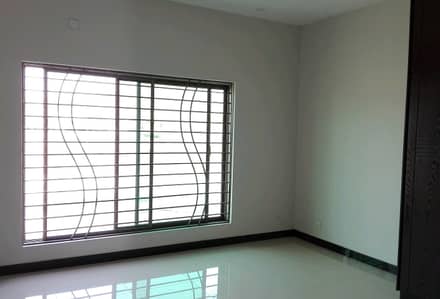 Change Your Address To I-8/2, Islamabad For A Reasonable Price Of Rs. 220000000