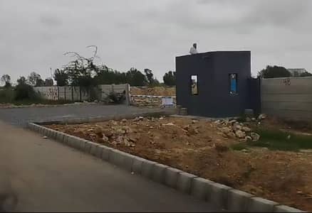 120 SQ YARD PURE WEST OPEN CORNER PLOT FOR SALE IN BLOCK 3 PIR AHMED ZAMAN TOWN