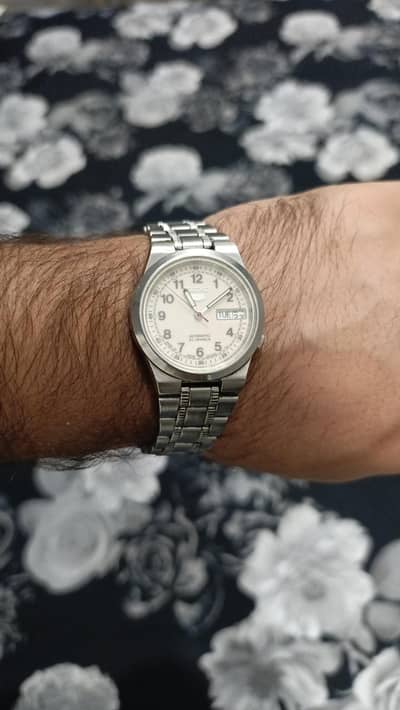 Seiko5 automatic jenuine watches