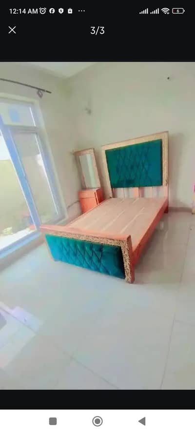 Single Bed/Wooden Bed
