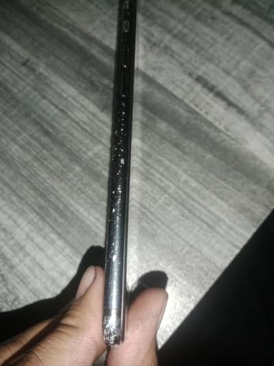 iPhone 7 PTa prv add pori par lijiye