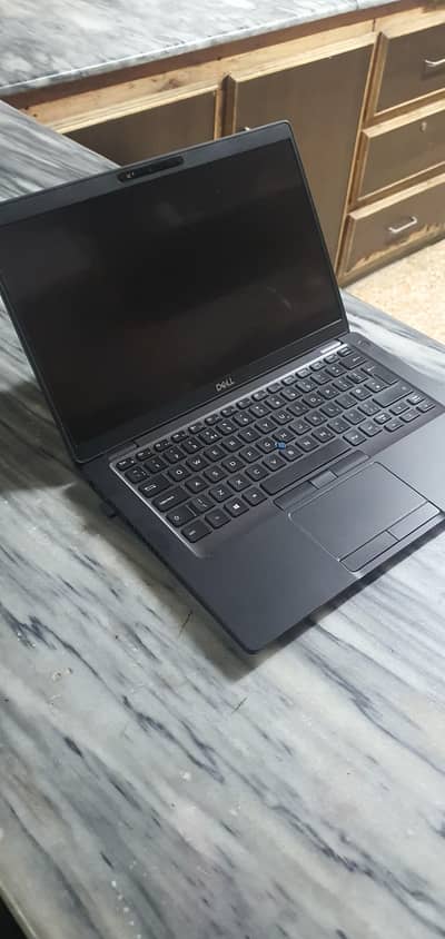 Dell latitude 5400 touch screen  i5 8 gen 16gb 256 gb
