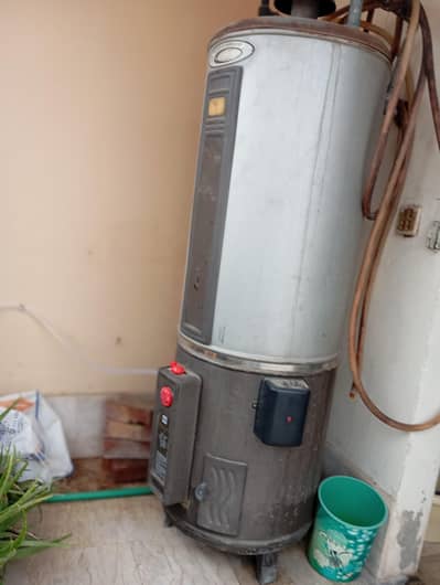 dual gyser for urgent sale