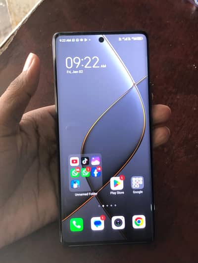 Tecno spark 20 pro plus