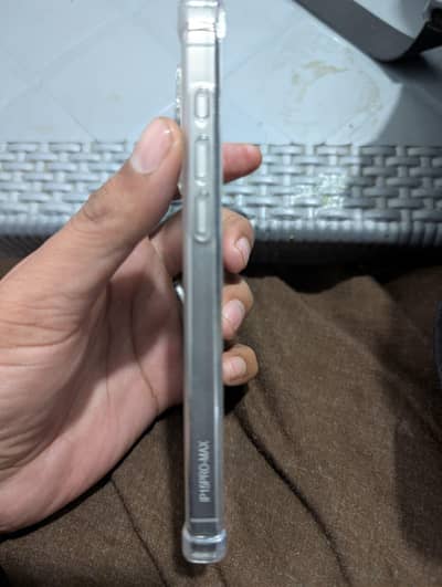 iphone 15 pro max 256 jv 93 health 220 cycle count