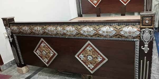 Double Bed looking like new one.