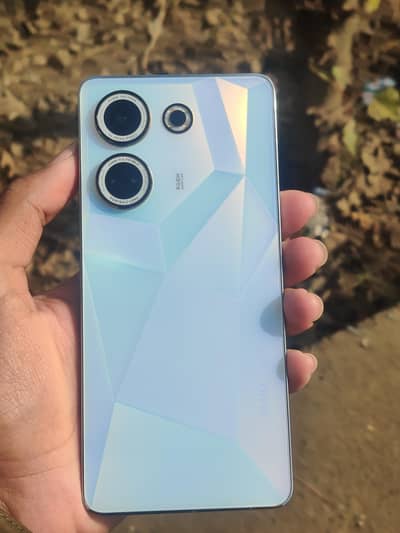 Tecno Camon 20