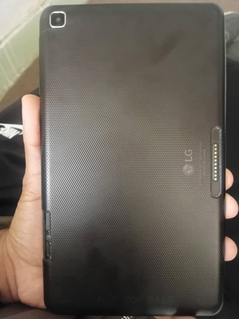 LG Android tablet 1