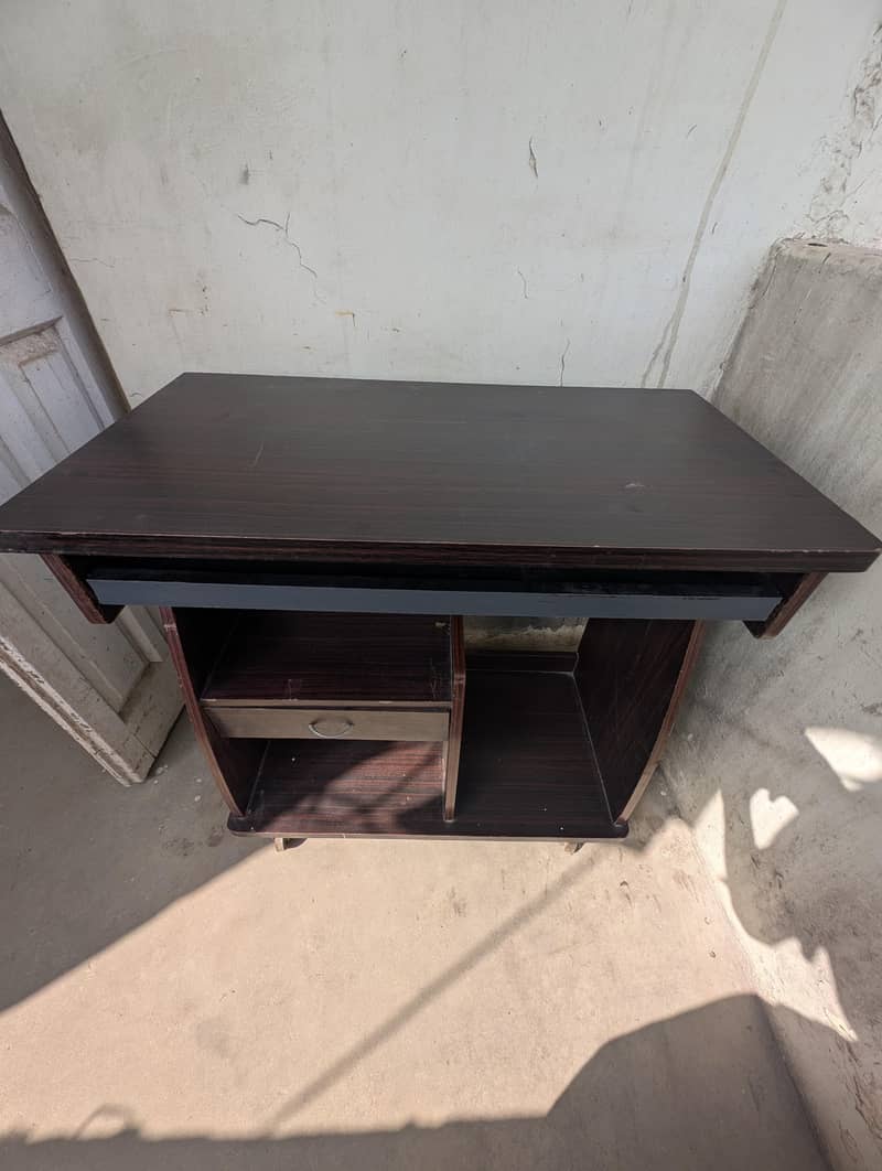 computer table 0