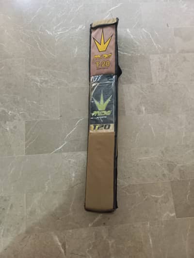 Mids cricket bat t20 edition brand new condition price negotiable
