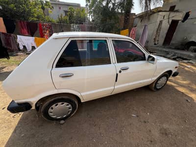 Charade Model 1982 white color 10/9 condition