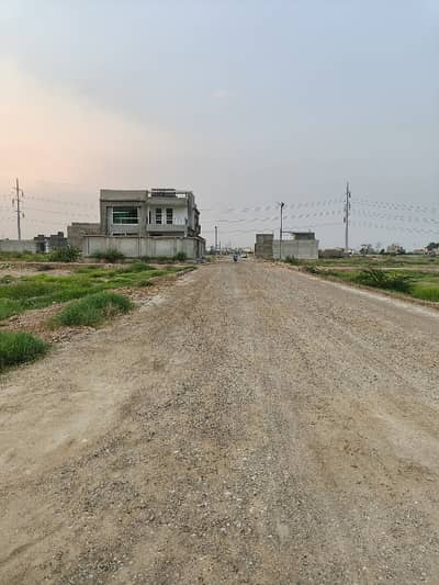 120 Sq Yard Transfer Plot Near To Park in Block 4 PIR AHMED ZAMAN TOWN