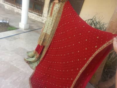 barat drees brand new just 3 hours wear