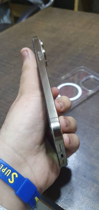 iPhone 14 Pro Max factory unlock