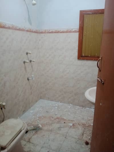 Ground floor for rent