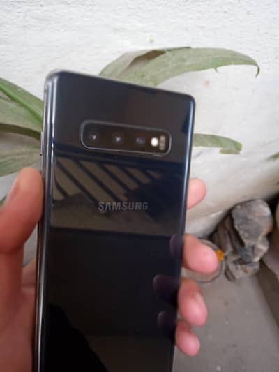 Samsung Galaxy S10 plus