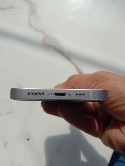 Iphone 14 purple