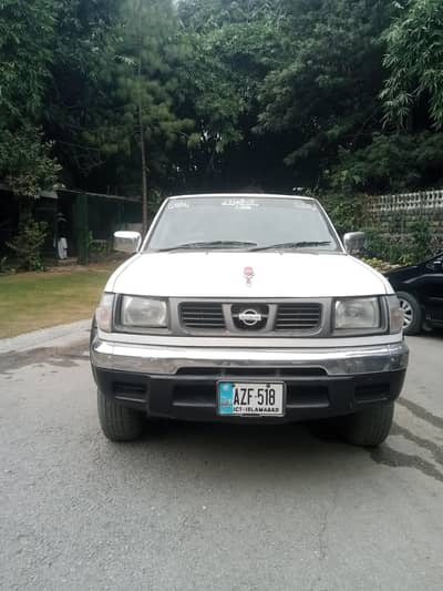 Nissan Navara Dala 2001