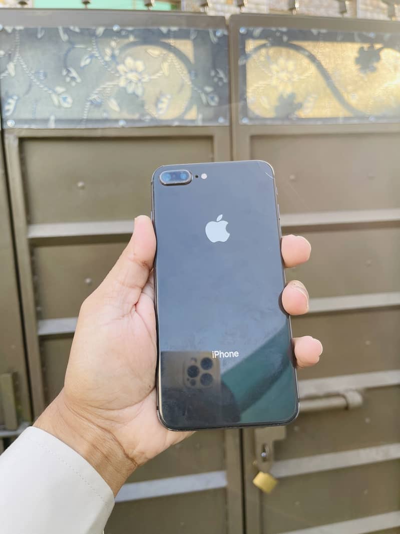 Iphone 8plus 1