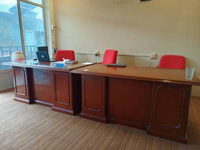 full set table with chairs