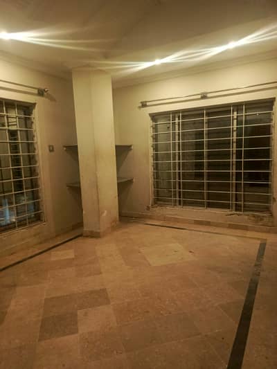 Two bed flat hub commrshail for rent bahria town hub commrshail