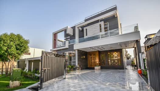 20 MARLA ELEGANT AND FULLY MAINTAINED SUPER HOT LOCATED BUNGALOW IS AVAILABLE IN THE BEST BLOCK OF DHA LAHORE.