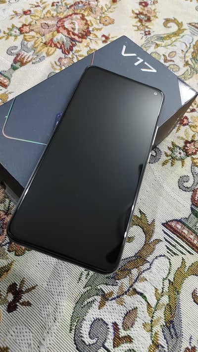 vivo v 17