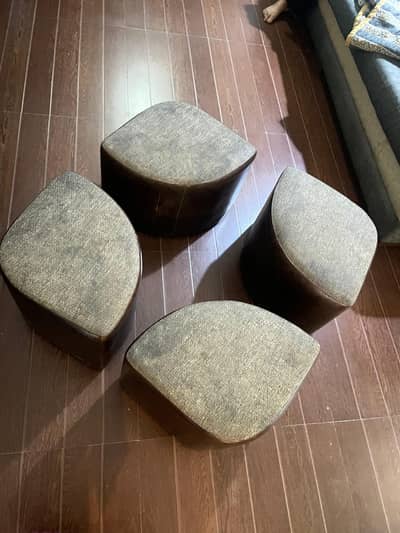 Glass Coffee Table with 4 Cushioned Stools – Stylish & Solid