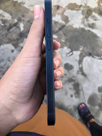 Iphone 13 jv 128gb in apple warranty