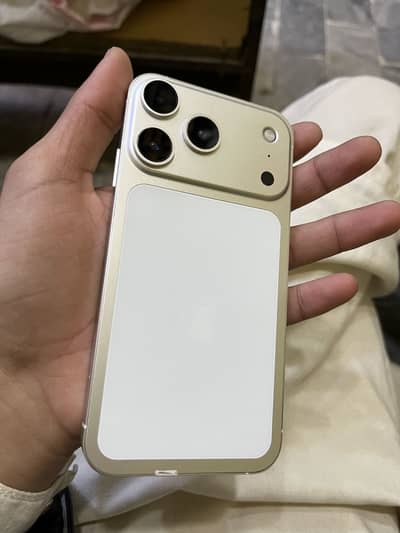 I phone xr convrt 17 pro