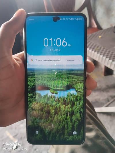 box or charge sath hai koi masla nhi hai mobile ko