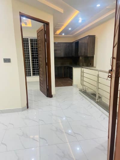 3 Marla full house for sale barnd new