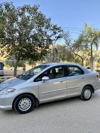 Honda City varrio Automatic 2005 Model. Very Outclass Condition 100% .