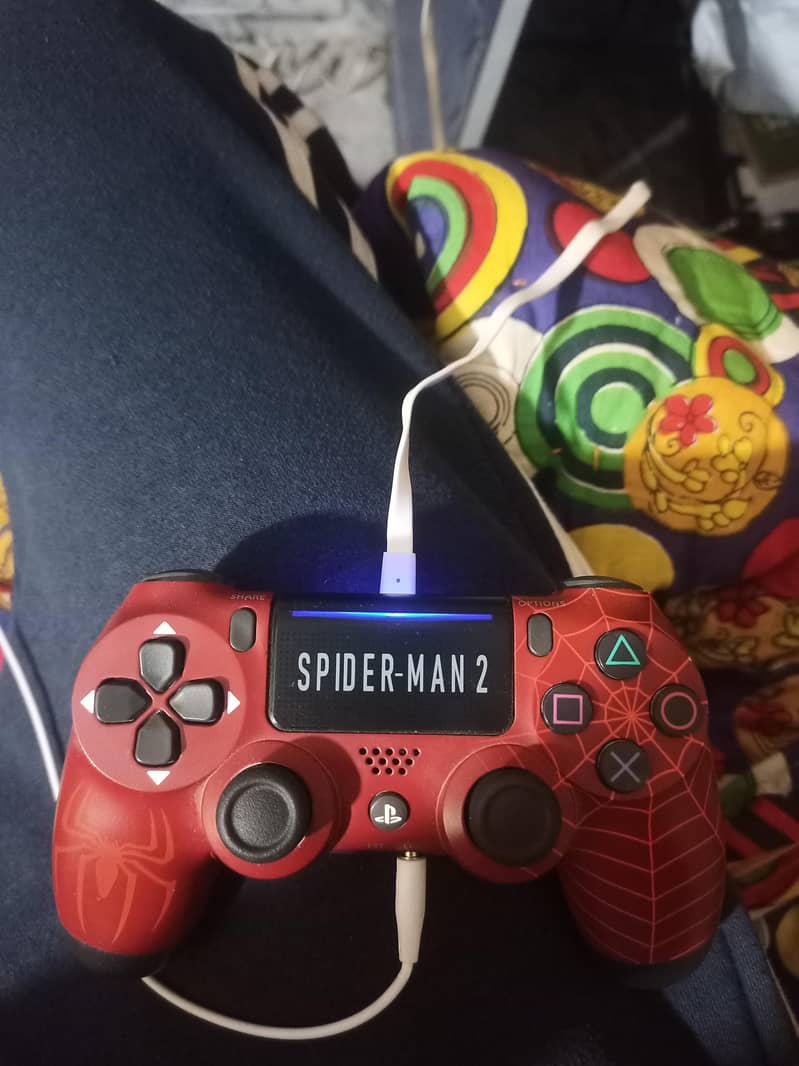 PS 4 With box + One controller+ games 1