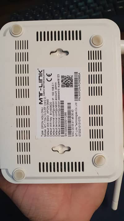 MT-1704-1G-N-RF - 300Mbps Wireless XPON ONU