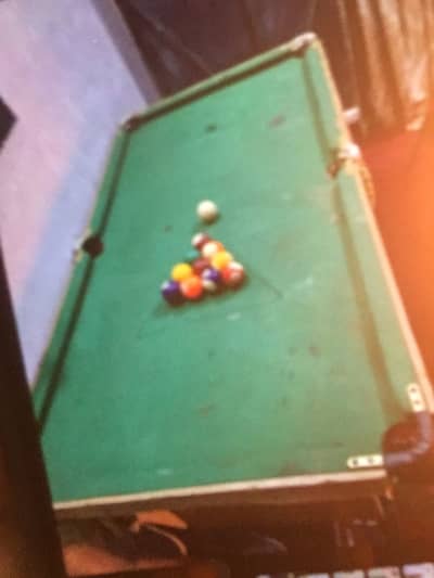 Folding 2 by 5 ka hy bachon ky liy hy table