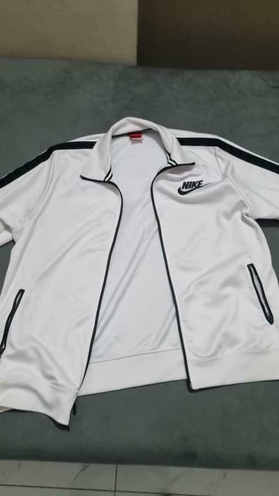 nike jecket