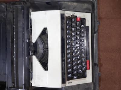TK 1100 type writer