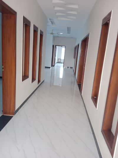 Kanal Beautiful Upper Portion Available For Rent