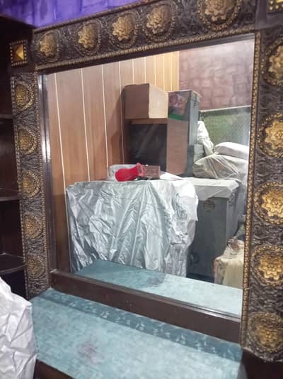 dressing shisha stand safe almari