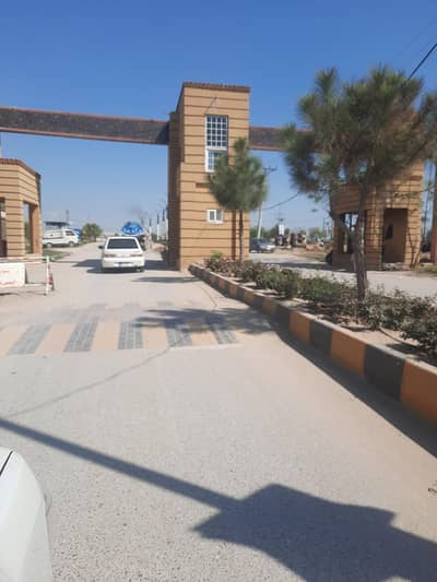 10 marla plot for sale