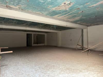 1 kanal Commercial Hall (Ground Floor) For Rent in Sabzazar