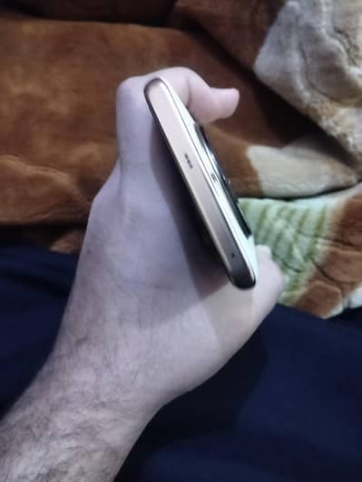 realme 11 pro plus  water proof