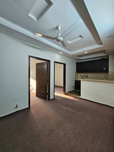 Two bed unfurnished apartment available for rent in Islamabad markez