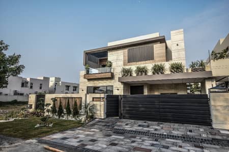 20 MARLA ELEGANT AND FULLY MAINTAINED SUPER HOT LOCATED BUNGALOW IS AVAILABLE IN THE BEST BLOCK OF DHA LAHORE.