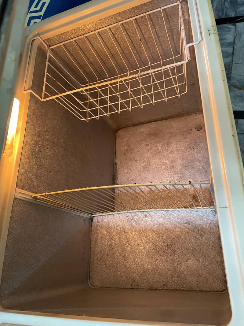 waves deep freezer 3