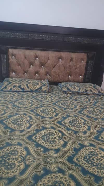 Master bed for sale