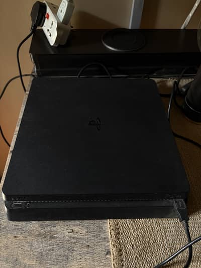 Ps4 slim Non jailbreak