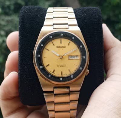 ORIGINAL SEIKO5 GOLDEN WATCH 21 JEWLS JAPAN 