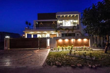 20 MARLA ELEGANT AND FULLY MAINTAINED SUPER HOT LOCATED BUNGALOW IS AVAILABLE IN THE BEST BLOCK OF DHA LAHORE.